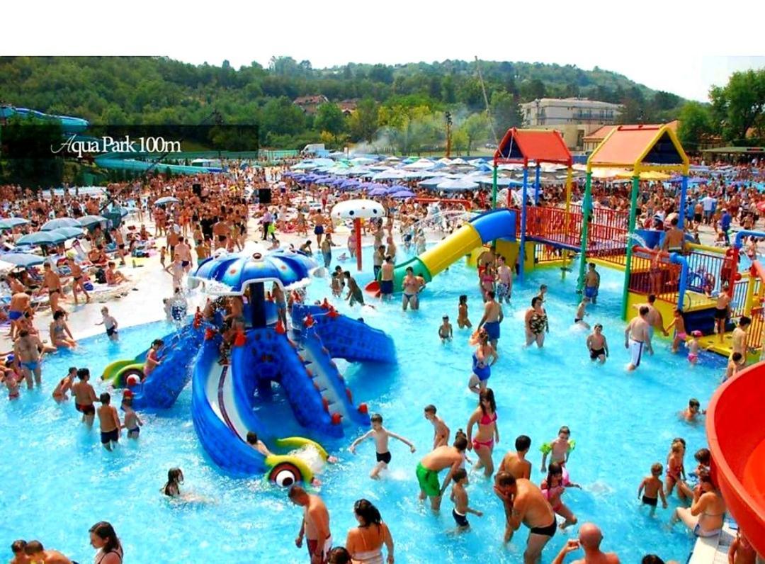 Royalwings Apartman Jagodina Buitenkant foto