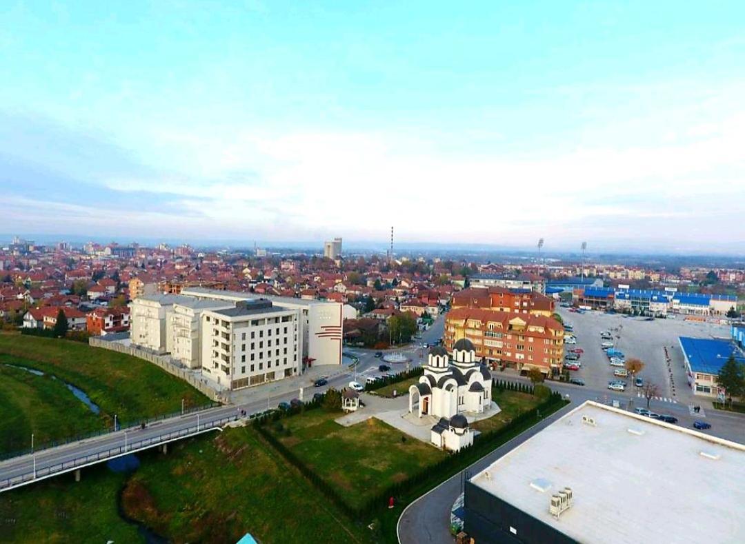 Royalwings Apartman Jagodina Buitenkant foto