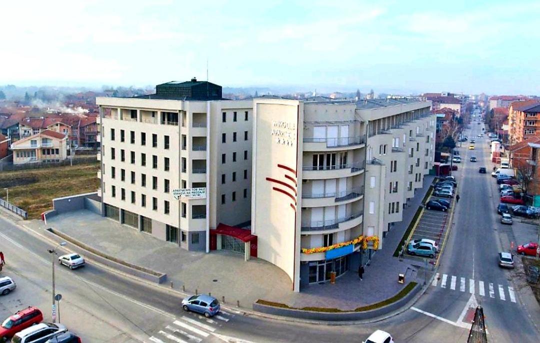 Royalwings Apartman Jagodina Buitenkant foto